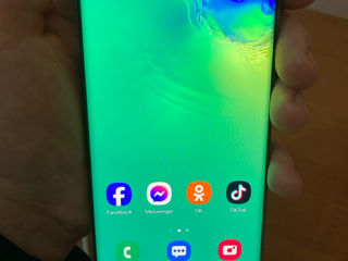 Samsung S10