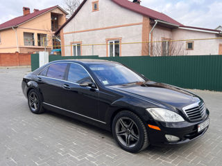 Mercedes S-Class