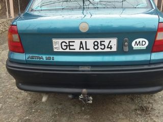 Opel Astra foto 4