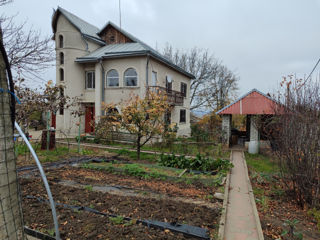 Продаётся дом в пригороде Кишинёва