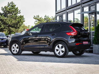 Volvo XC40 фото 2