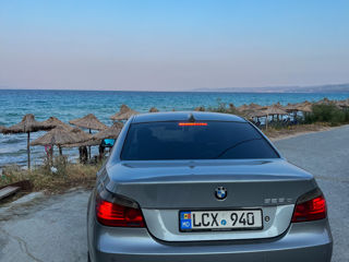 BMW 5 Series foto 4