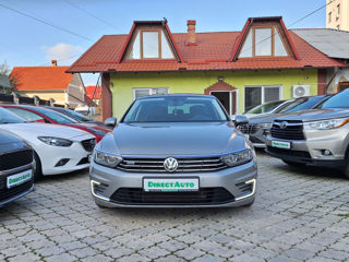 Volkswagen Passat foto 4