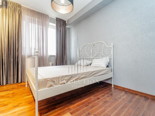 Apartament cu 2 camere, 90 m², Centru, Chișinău foto 11