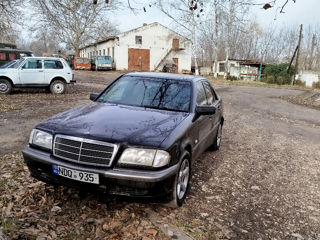 Mercedes C-Class