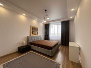 Apartament cu 3 camere, 115 m², Centru, Chișinău foto 3