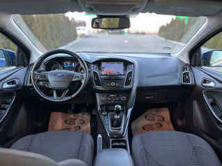 Ford Focus foto 7