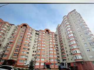 3-х комнатная квартира, 86 м², Чокана, Кишинёв