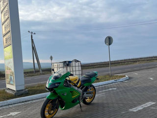 Kawasaki Zx6R