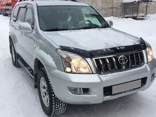 Toyota Land Cruiser Prado foto 1