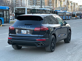 Porsche Cayenne foto 5