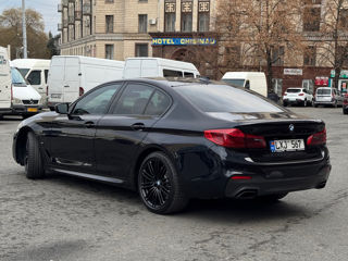 BMW 5 Series foto 2