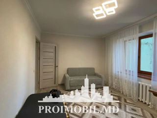 Apartament cu 2 camere, 53 m², Centru, Chișinău foto 3