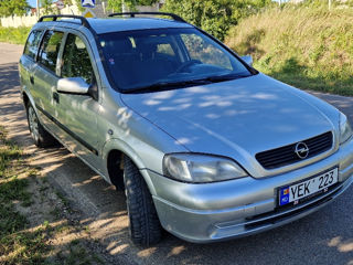 Opel Astra foto 2