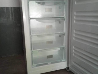 Se vinde mașina automat și frigider in stare buna! foto 3
