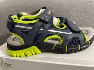 Sandale Geox marimea 33, noi foto 1