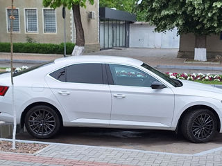 Skoda Superb foto 6