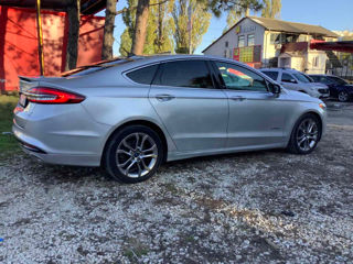 Ford Fusion foto 7