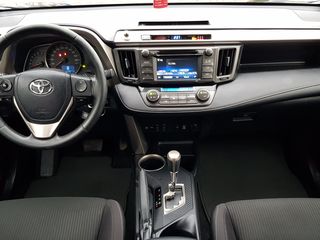 Toyota Rav 4 foto 4