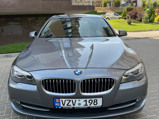 BMW 5 Series foto 1