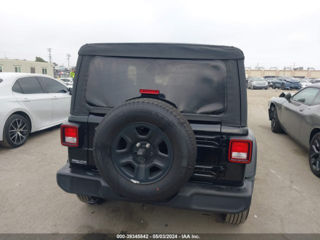 Jeep Wrangler foto 14