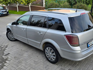 Opel Astra foto 4