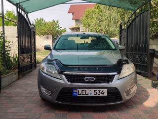 Ford Mondeo foto 9