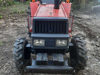 Se vinde tractor yanmar foto 4