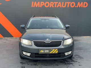 Skoda Octavia foto 3