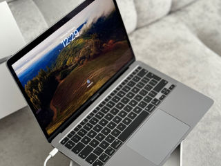 MacBook Air 256GB M1 ca Nou / Как Новый