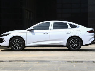 Byd Qin foto 2