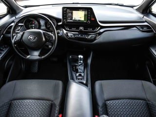 Toyota C-HR foto 7