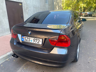 BMW 3 Series foto 3