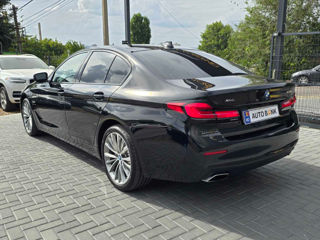 BMW 5 Series foto 7