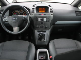 Opel Zafira foto 8