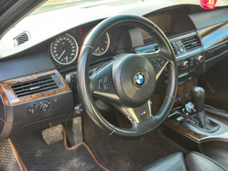 BMW 5 Series foto 12