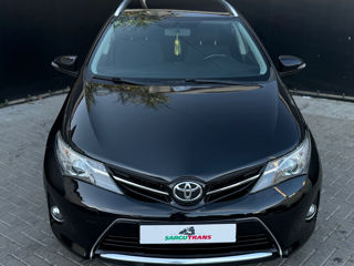 Toyota Auris foto 2