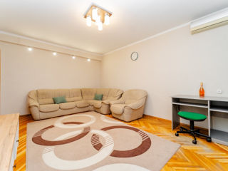 Apartament cu 3 camere, 77 m², Botanica, Chișinău foto 4