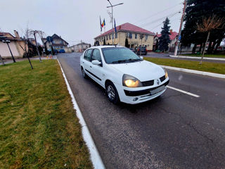 Renault Clio foto 5