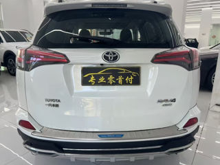 Toyota Rav 4 foto 4