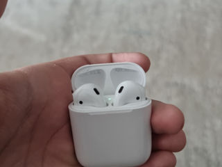 Vând AirPods stare bună 8/10 muzică se aude foarte bine foto 3