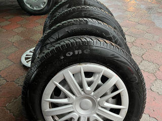 Jante si anvelope 215/65 R16 (Dacia Duster)