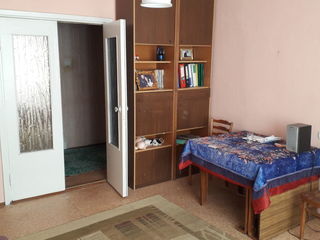 Se vinde apartament cu 2 camere in zona Colegiului Pedagogic Calarasi foto 5