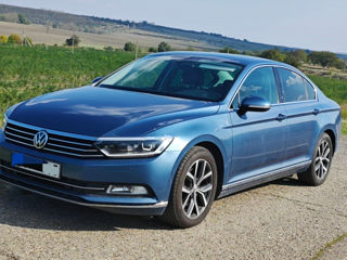 Volkswagen Passat foto 2