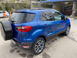 Ford EcoSport foto 3