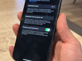 Vînd iPhone 13 stare ideală foto 3