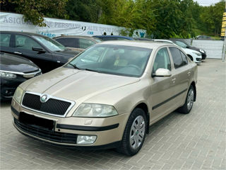 Skoda Octavia foto 2