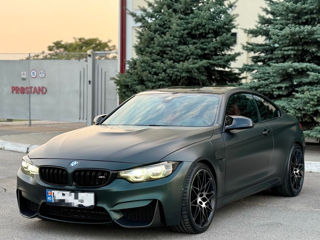 BMW M4 foto 3