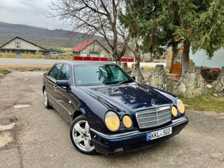 Mercedes E-Class