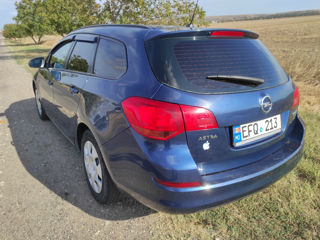 Opel Astra foto 2